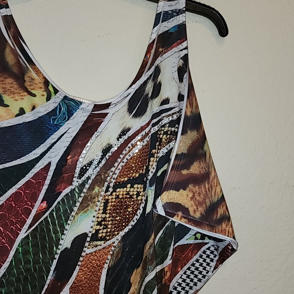 O'lala Rhinestone Blouse with tank/shoulder Geometric Top. - Picture 2 of 4